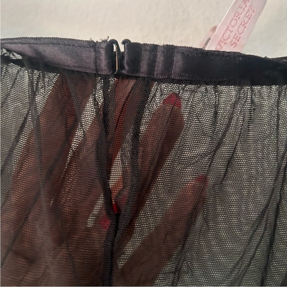 Y2K Victoria's Secret Black Sheer Lingerie Garter Skirt large - Picture 7 of 8